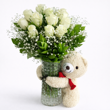 Beyaz Güller ve Ayıcık