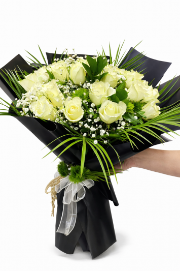  15 Adet Beyaz Gül Buketi